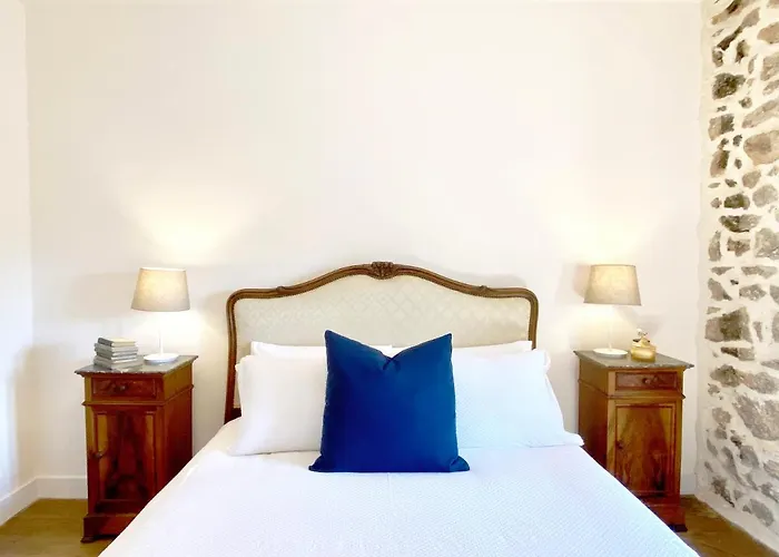 La Chataigne Villa *