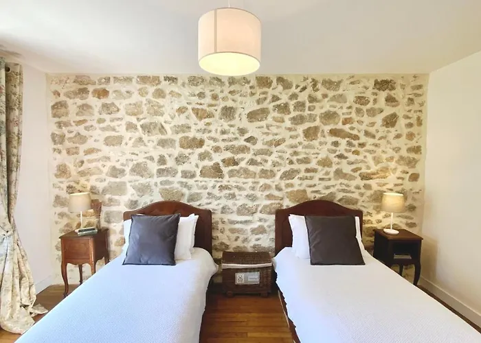 La Chataigne * Piégut-Pluviers